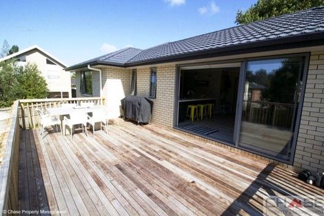 Photo of property in 16a Holiday Road, Stanmore Bay, Whangaparaoa, 0932