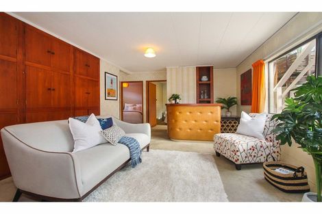 Photo of property in 15 Bishopgate Street, Birkdale, Auckland, 0626