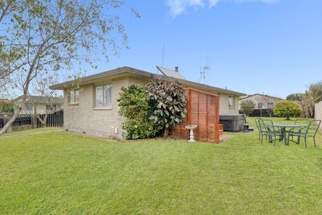 Photo of property in 3b Emerald Place, Papamoa Beach, Papamoa, 3118