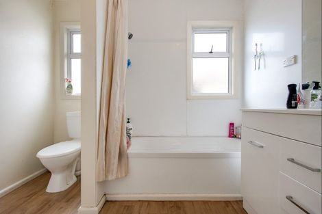 Photo of property in 288 Kennedy Road, Onekawa, Napier, 4110