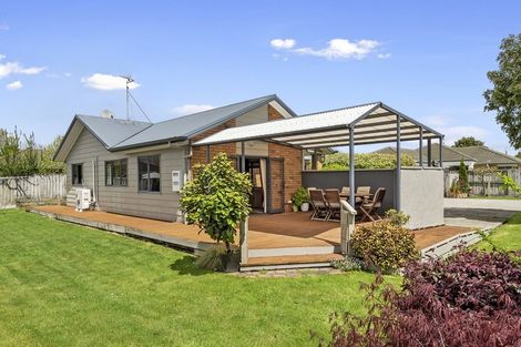 Photo of property in 5 Pounamu Place, Fairview Downs, Hamilton, 3214