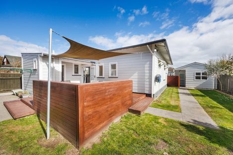 Photo of property in 15 Colombo Street, Hokowhitu, Palmerston North, 4410