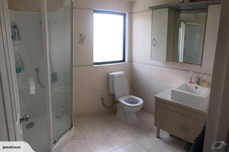 Photo of property in 49 College Road, Northcote, Auckland, 0627