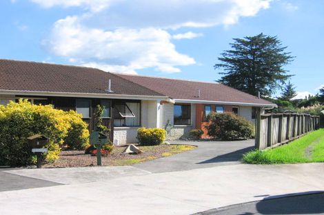 Photo of property in 8 Snell Place, Pakuranga, Auckland, 2010