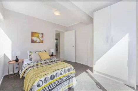 Photo of property in 33 Garadice Road, Rothesay Bay, Auckland, 0630