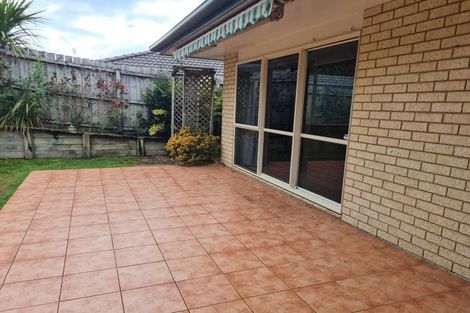 Photo of property in 57 Kath Hopper Drive, Orewa, 0931