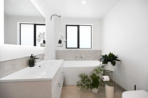 Photo of property in 37 Tautoro Road, Ngaruawahia, 3720