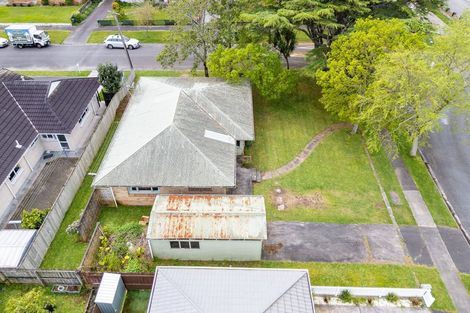 Photo of property in 11 Hilton Road, St Andrews, Hamilton, 3200