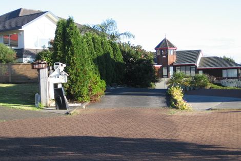 Photo of property in 15 Rakaia Rise, Clover Park, Auckland, 2019