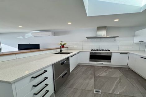 Photo of property in 10/148 Evans Bay Parade, Roseneath, Wellington, 6021