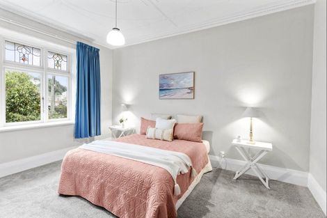 Photo of property in 241 Bay View Road, Saint Clair, Dunedin, 9012