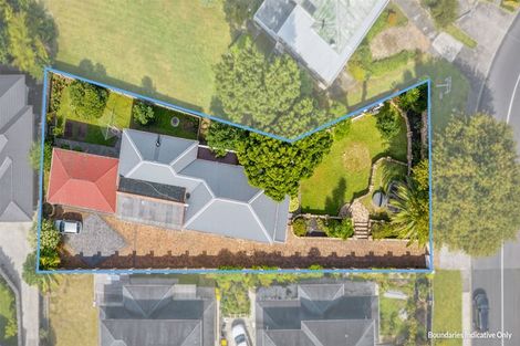 Photo of property in 35 Nikau Street, New Lynn, Auckland, 0600