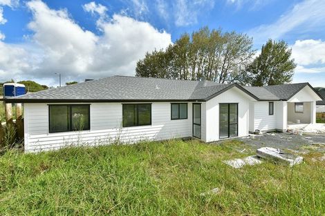 Photo of property in 1 Kanono Way, Helensville, 0800