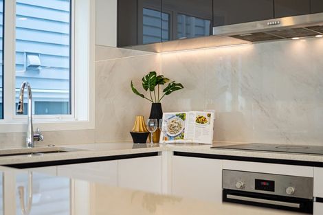Photo of property in 206b Clovelly Road, Bucklands Beach, Auckland, 2012