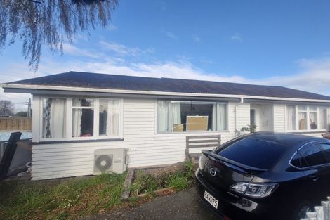 Photo of property in 19 Lambeth Crescent, Northcote, Christchurch, 8052