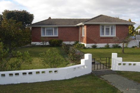 Photo of property in 10 Parsonage Road, Waimate, 7924