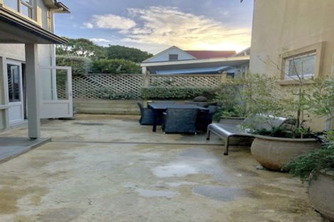 Photo of property in 60u3 Pirie Street, Mount Victoria, Wellington, 6011