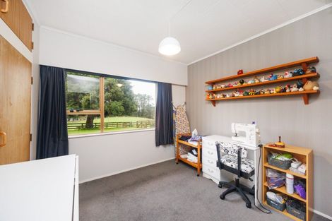 Photo of property in 399 Scotts Road, Linton, Palmerston North, 4472