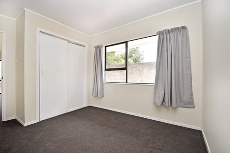 Photo of property in 2/87 Kayes Road, Pukekohe, 2120