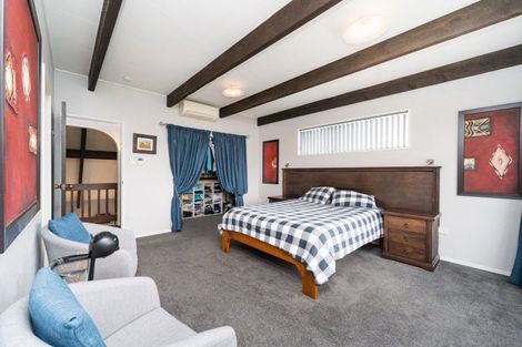 Photo of property in 16 Akaroa Avenue, Awapuni, Palmerston North, 4412