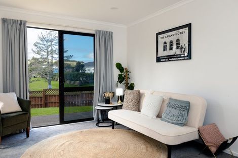 Photo of property in 30 Cabeleigh Drive, Helensville, 0800