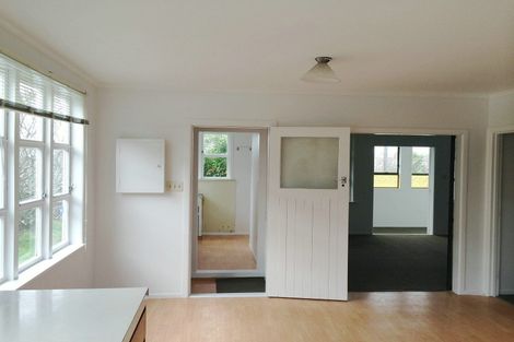 Photo of property in 2 Nield Road, Manurewa, Auckland, 2102