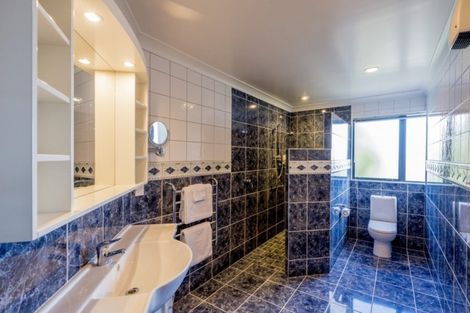 Photo of property in 47 Quadrant Heights, Paraparaumu, 5032