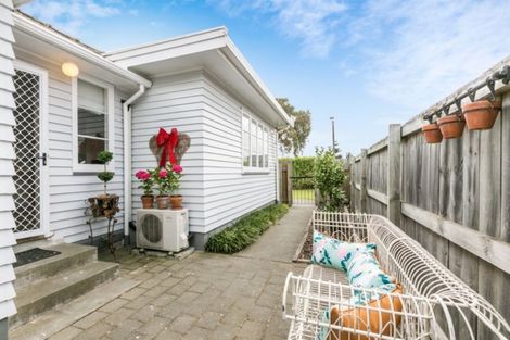 Photo of property in 35 Nuffield Avenue, Marewa, Napier, 4110