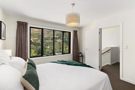 Photo of property in 4u2 Redfern Terrace, Arthurs Point, Queenstown, 9371