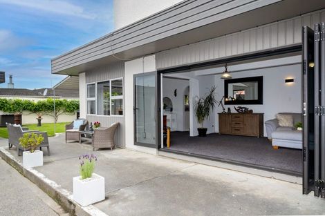 Photo of property in 30 Durham Avenue, Tamatea, Napier, 4112