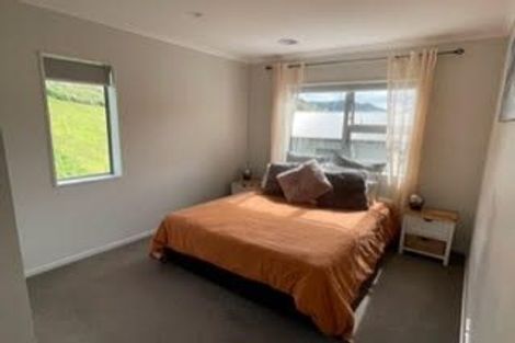 Photo of property in 43 Melksham Drive, Churton Park, Wellington, 6037