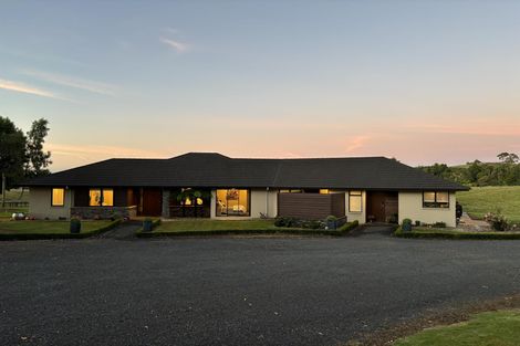 Photo of property in 48a Sinclair Road, Ararimu, Drury, 2579