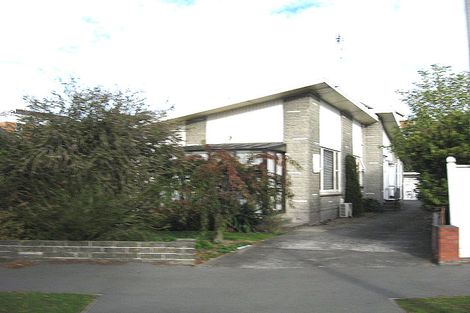 Photo of property in 2/5 Newbridge Place, Ilam, Christchurch, 8041