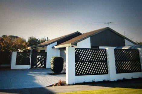 Photo of property in 72 Sarabande Avenue, Redwood, Christchurch, 8051