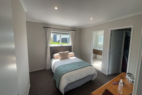 Photo of property in 15 Boardwalk Rise, Long Bay, Auckland, 0630