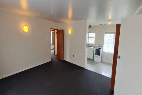 Photo of property in 2/81 Christmas Road, Manurewa, Auckland, 2102