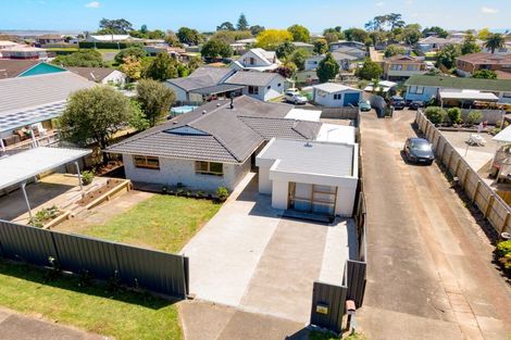 Photo of property in 6 Suwyn Place, Weymouth, Auckland, 2103