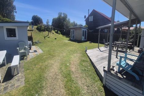 Photo of property in 15 Sarah Street, Waikawa Beach, Manakau, 5573