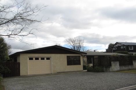 Photo of property in 27 Kowhai Drive, Wanaka, 9305