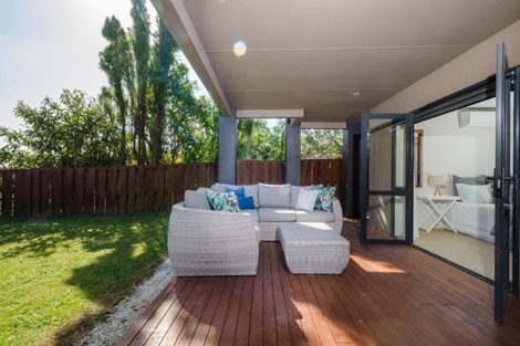 Photo of property in 77a Mcleod Road, Te Atatu South, Auckland, 0610