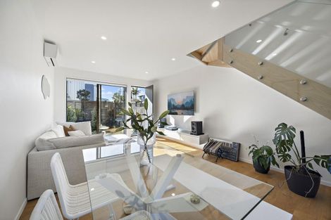 Photo of property in 12/82 East Coast Road, Milford, Auckland, 0620