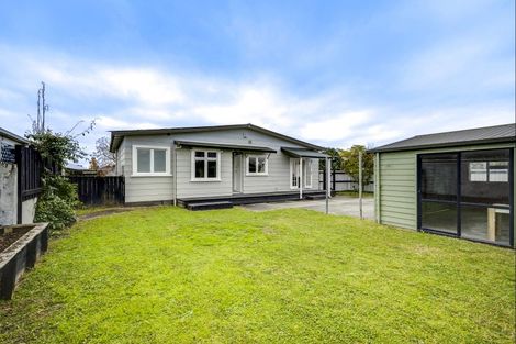 Photo of property in 1213 Caroline Road, Mayfair, Hastings, 4122