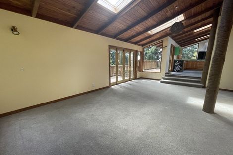 Photo of property in 191 Scenic Drive, Titirangi, Auckland, 0604