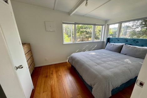 Photo of property in 61 Kauri Road, Stanmore Bay, Whangaparaoa, 0932