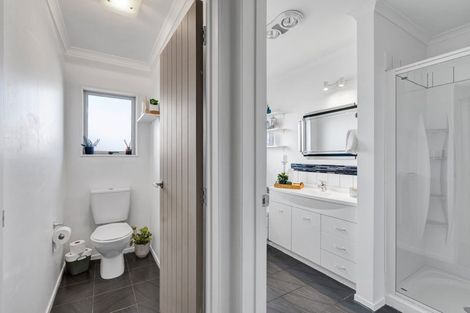 Photo of property in 28a Jules Crescent, Bell Block, New Plymouth, 4312