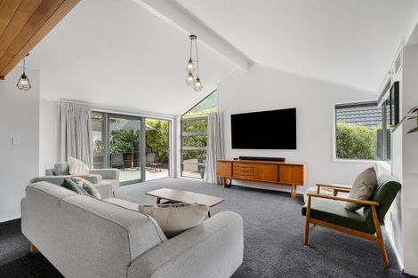 Photo of property in 15 Satara Crescent, Khandallah, Wellington, 6035