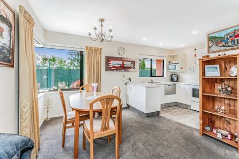 Photo of property in 17f Matawai Close, Rangiora, 7400