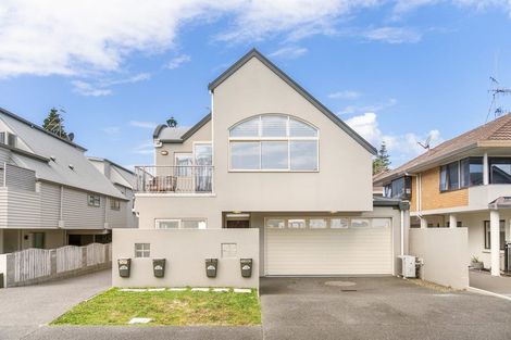 Photo of property in 1/25 Rita Street, Mount Maunganui, 3116