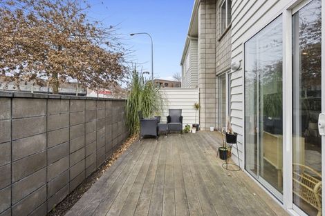 Photo of property in 39u2 Norton Road, Frankton, Hamilton, 3204