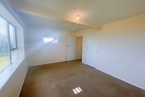Photo of property in 9 Statesman Street, Henderson, Auckland, 0612